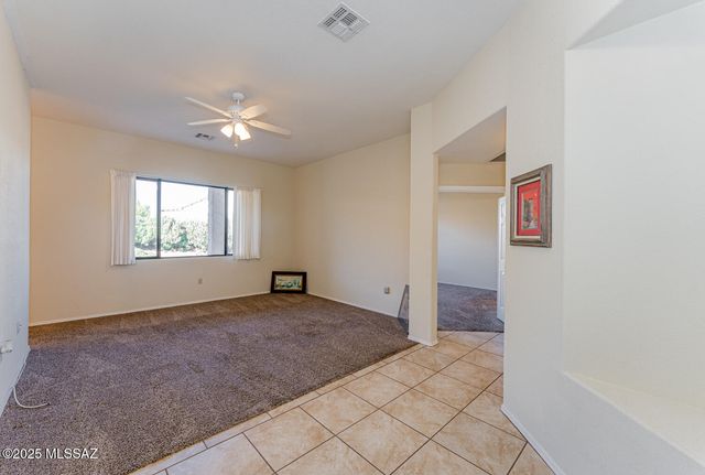 948 W Ashworth Road, Green Valley, AZ 85614