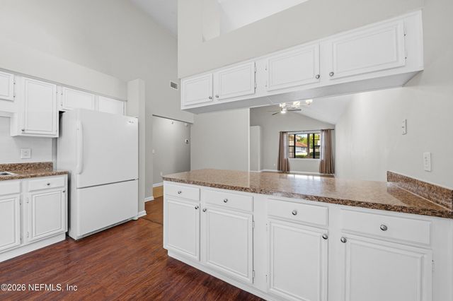 397 FILMORE Drive, Jacksonville, FL 32225