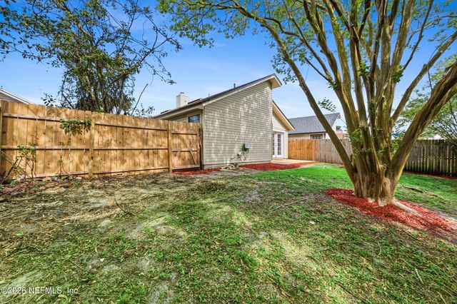 397 FILMORE Drive, Jacksonville, FL 32225