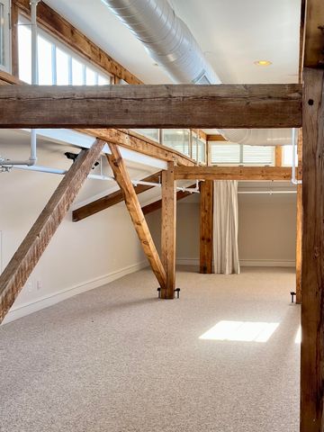 100 Village Dr Apt 401, Staunton, VA 24401