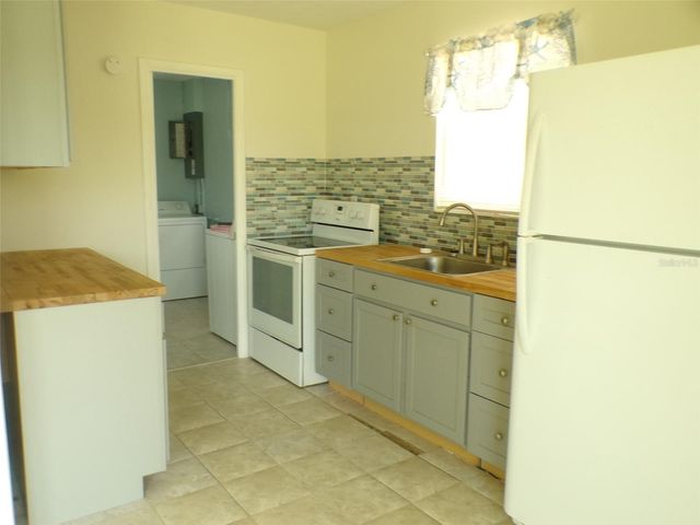 4011 GROBE STREET, North Port, FL 34287