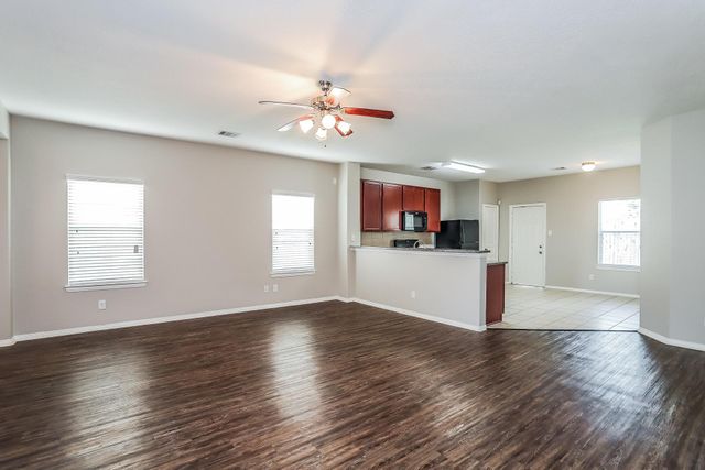 7006 Orchid Street, Baytown, TX 77521