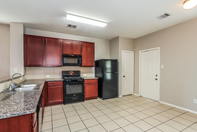 7006 Orchid Street, Baytown, TX 77521
