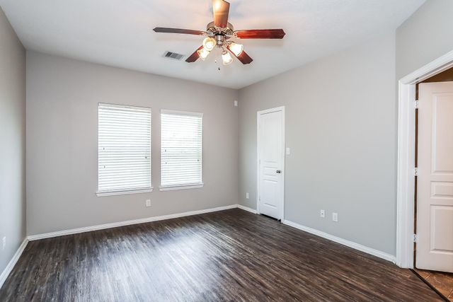 7006 Orchid Street, Baytown, TX 77521