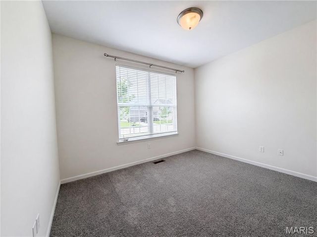 1034 Sweet River Drive, St Paul, MO 63366