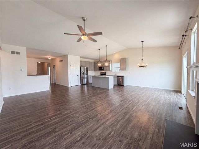 1034 Sweet River Drive, St Paul, MO 63366