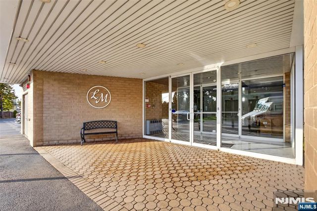 38 Moonachie Road 315, Hackensack, NJ 07601