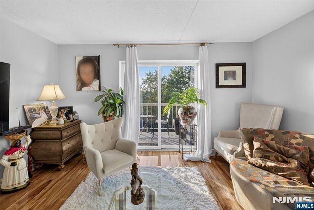 38 Moonachie Road 315, Hackensack, NJ 07601