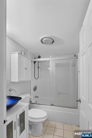 38 Moonachie Road 315, Hackensack, NJ 07601