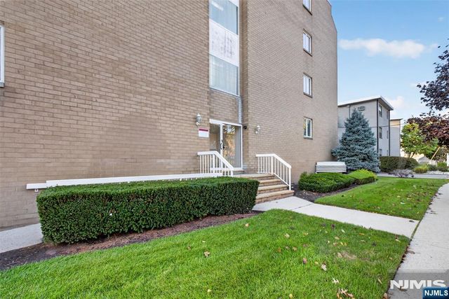 38 Moonachie Road 315, Hackensack, NJ 07601