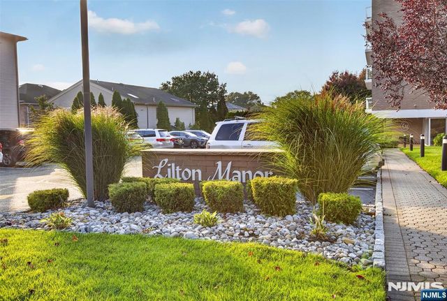 38 Moonachie Road 315, Hackensack, NJ 07601