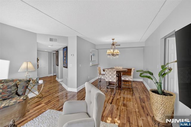38 Moonachie Road 315, Hackensack, NJ 07601