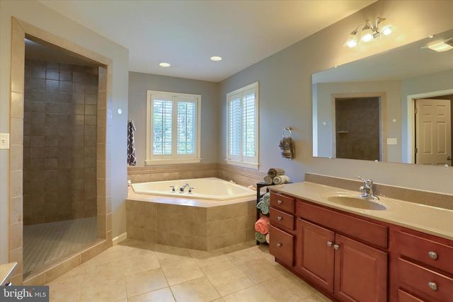 2709 WESTHAMPTON TER, Elizabethtown, PA 17022