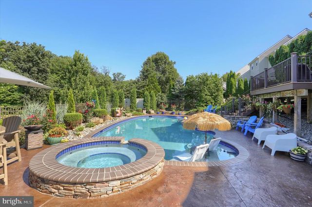 2709 WESTHAMPTON TER, Elizabethtown, PA 17022