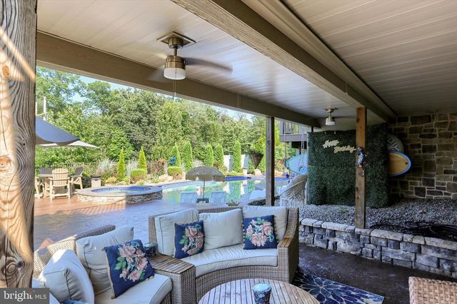 2709 WESTHAMPTON TER, Elizabethtown, PA 17022