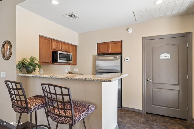 4848 N 36TH Street 118, Phoenix, AZ 85018
