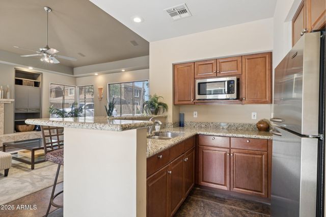 4848 N 36TH Street 118, Phoenix, AZ 85018