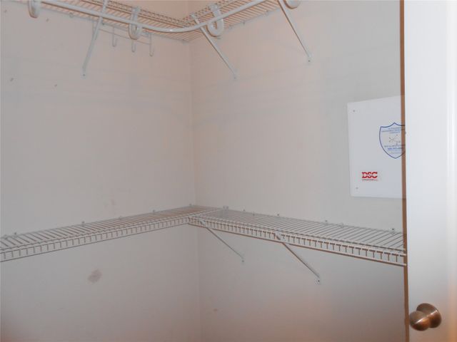 492 Northbrook Avenue, Oak Point, TX 75068