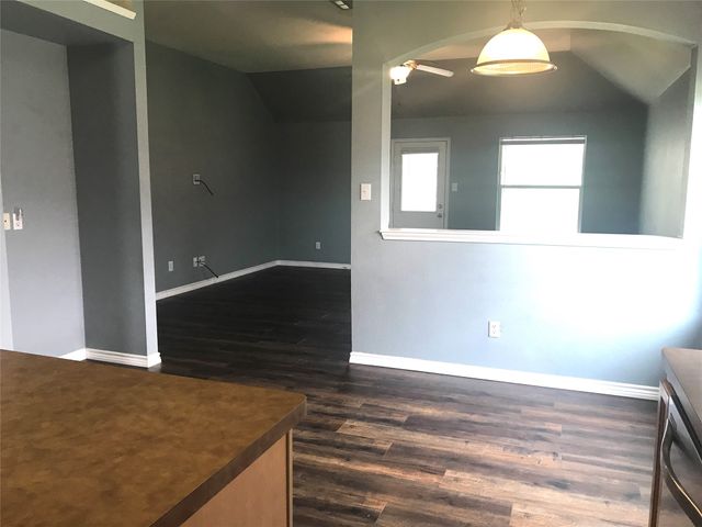 492 Northbrook Avenue, Oak Point, TX 75068