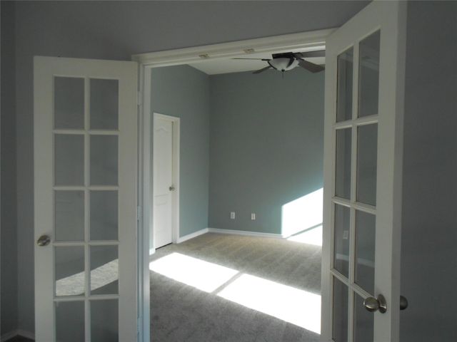 492 Northbrook Avenue, Oak Point, TX 75068