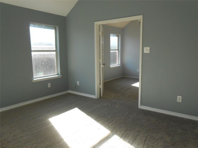 492 Northbrook Avenue, Oak Point, TX 75068