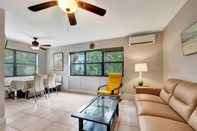 343 Palm St 3, Hollywood, FL 33019