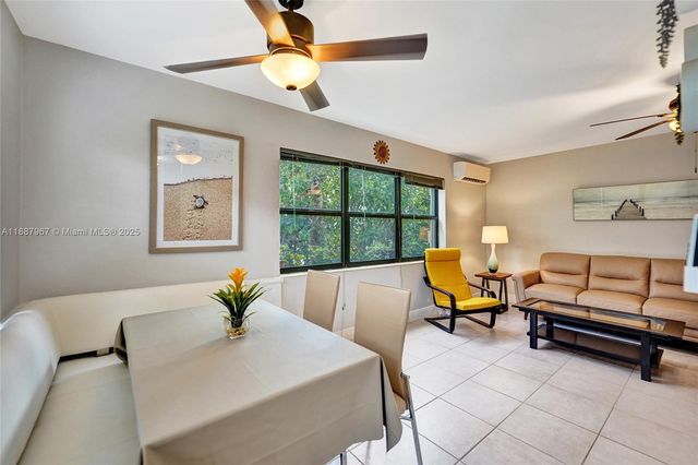 343 Palm St 3, Hollywood, FL 33019