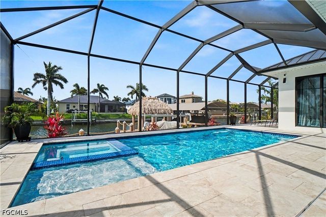 2814 Gleason PKWY, Cape Coral, FL 33914