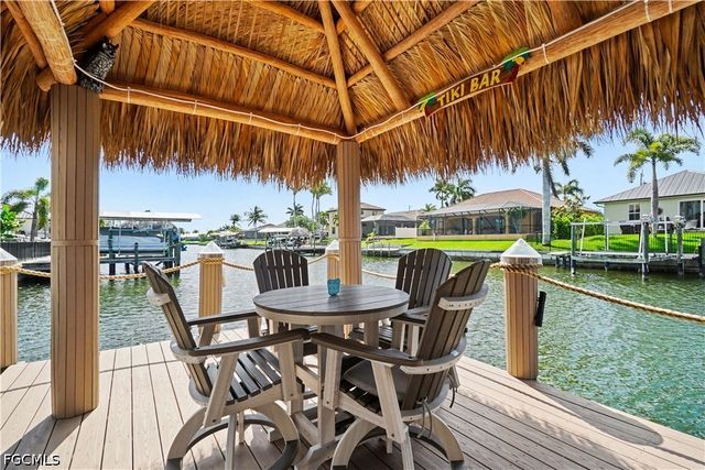 2814 Gleason PKWY, Cape Coral, FL 33914
