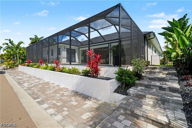 2814 Gleason PKWY, Cape Coral, FL 33914