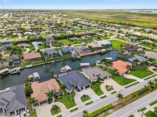 2814 Gleason PKWY, Cape Coral, FL 33914