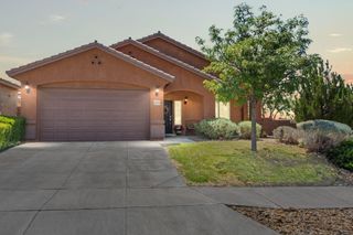 429 Paseo Vista Loop NE, Rio Rancho, NM 87124