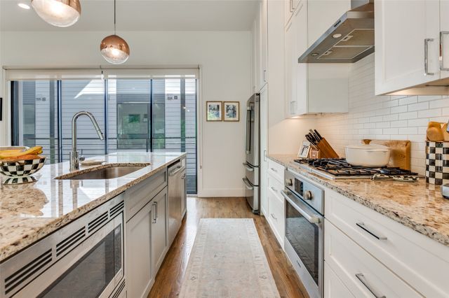 2211 Moser Avenue 4, Dallas, TX 75206