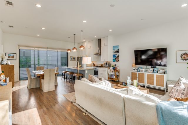 2211 Moser Avenue 4, Dallas, TX 75206