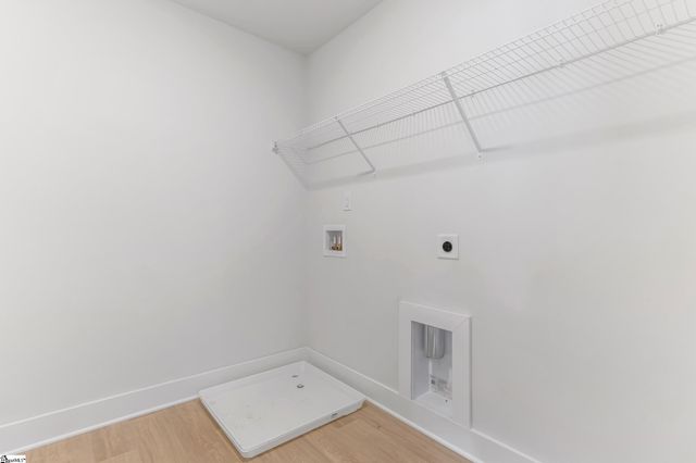 215 Fenwick Drive, Woodruff, SC 29388