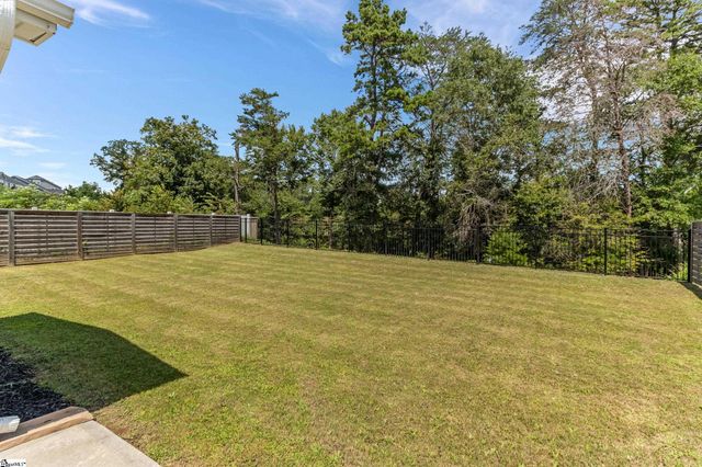 215 Fenwick Drive, Woodruff, SC 29388