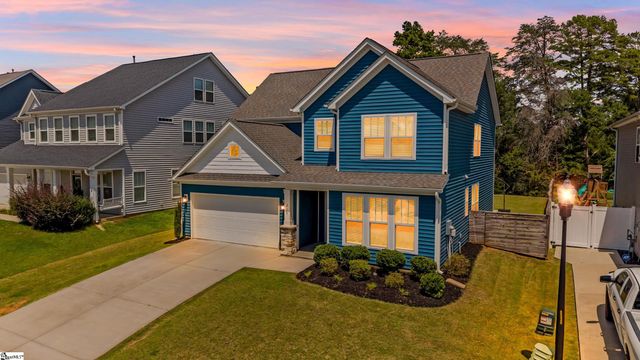215 Fenwick Drive, Woodruff, SC 29388