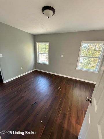 1317 Arcade Ave, Louisville, KY 40215