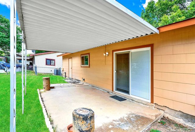 1004 Gettysburg, Schertz, TX 78154