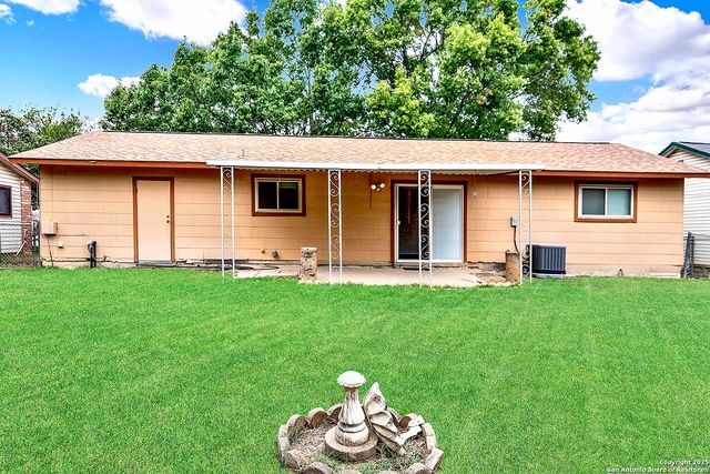 1004 Gettysburg, Schertz, TX 78154