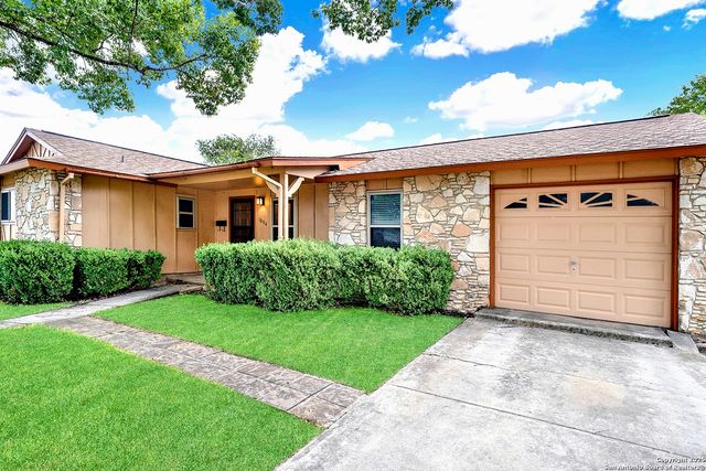 1004 Gettysburg, Schertz, TX 78154