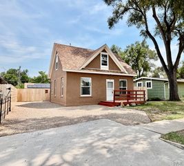 810 S 13th St, Rocky Ford, CO 81067