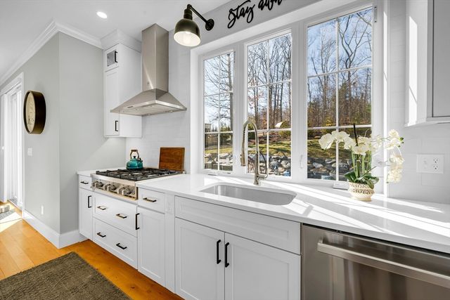 62 Seven Sister Rd, Haverhill, MA 01830