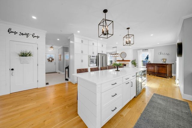 62 Seven Sister Rd, Haverhill, MA 01830