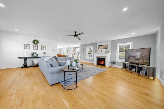 62 Seven Sister Rd, Haverhill, MA 01830