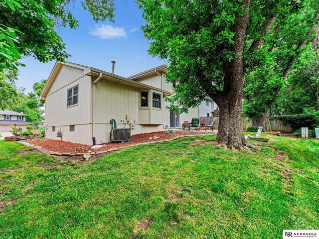 3202 Redwing Drive, Bellevue, NE 68123