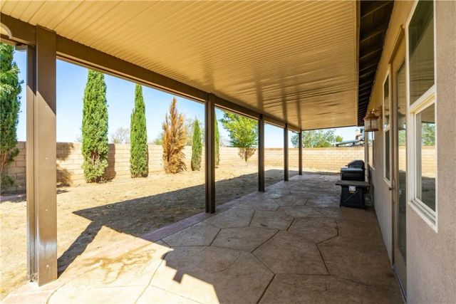 43139 62nd Street West, Lancaster, CA 93536