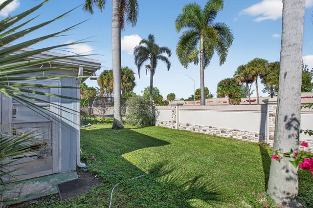 2923 NW 48th Street, Tamarac, FL 33309