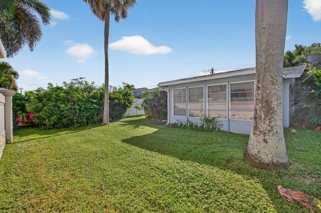 2923 NW 48th Street, Tamarac, FL 33309