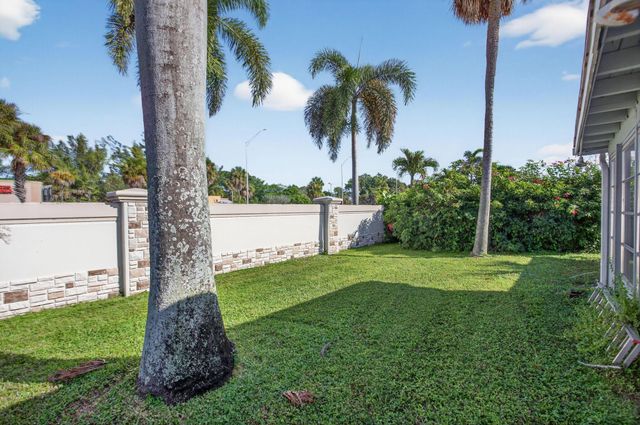 2923 NW 48th Street, Tamarac, FL 33309